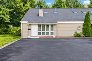 236 Cherry St, Naugatuck, CT 06770 - Photo 1