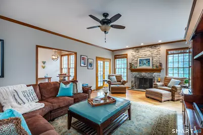 32 Sail Harbour Drive, New Fairfield, CT 06812 - Photo 7