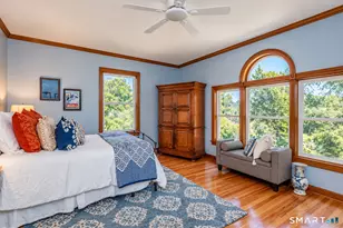 32 Sail Harbour Dr, New Fairfield, CT 06812 - Photo 17