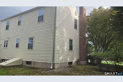 121 Carriage Drive, Manchester, CT 06040 - Photo 3