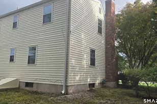 121 Carriage Dr, Manchester, CT 06040 - Photo 3