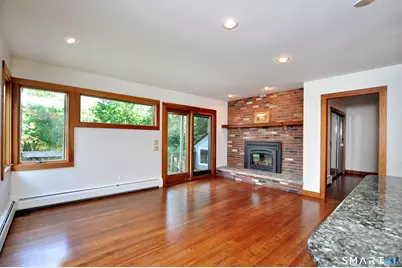 2 Metacomet Drive, East Granby, CT 06026 - Photo 15