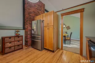31 Oxford Dr, Glastonbury, CT 06033 - Photo 5