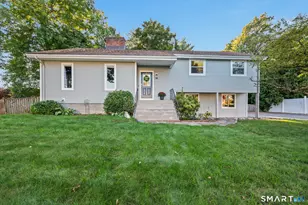 31 Oxford Dr, Glastonbury, CT 06033 - Photo 3