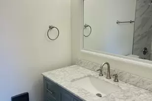 104 North St, Stamford, CT 06902 - Photo 7