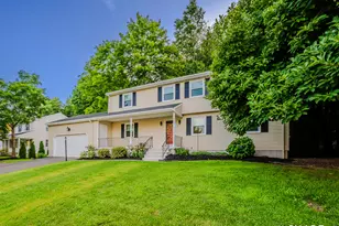 132 Hollyberry Ln, Plainville, CT 06062 - Photo 3