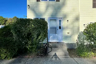 21 Gallup St, Plainfield, CT 06374 - Photo 1