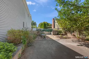 271 Meriden Ave, Southington, CT 06489 - Photo 35