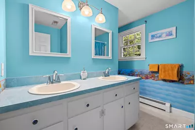 25 Wagon Hill Lane, Avon, CT 06001 - Photo 33