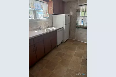 105 Shore Road, Clinton, CT 06413 - Photo 11