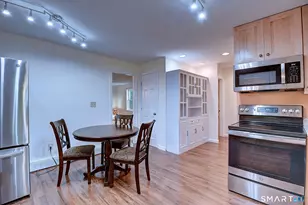 61 W Rd, Marlborough, CT 06447 - Photo 9