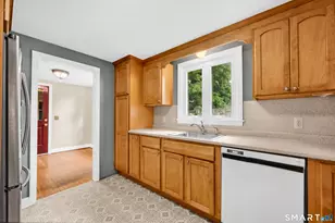46 Westview Ln, Glastonbury, CT 06033 - Photo 7