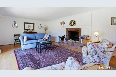 22 Chestnut Hill Road, Simsbury, CT 06092 - Photo 11