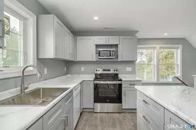 20 Philo Curtis Road #B, Newtown, CT 06482 - Photo 7