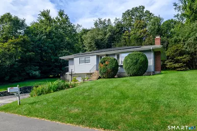 15 Henso Drive, Danbury, CT 06811 - Photo 3
