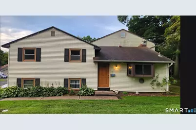 18 Allen Court #7/g, Meriden, CT 06451 - Photo 1