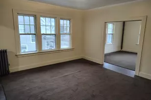 32 Wood St, Meriden, CT 06451 - Photo 11