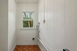 32 Wood St, Meriden, CT 06451 - Photo 25