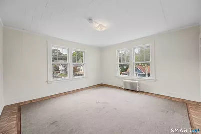 32 Wood Street, Meriden, CT 06451 - Photo 15