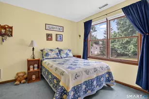 10 Roosevelt Blvd, Enfield, CT 06082 - Photo 19