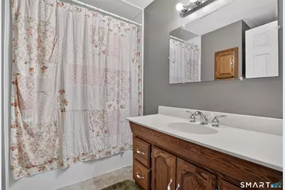 10 Roosevelt Boulevard, Enfield, CT 06082 - Photo 13