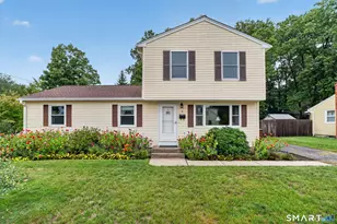 10 Roosevelt Blvd, Enfield, CT 06082 - Photo 1
