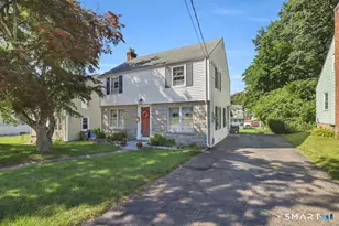 215 Oak St, Manchester, CT 06040 - Photo 1