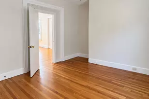 35 Maple St, New Haven, CT 06511 - Photo 5
