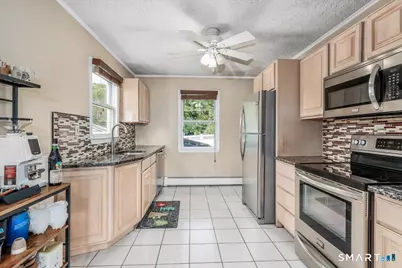 79 Aircraft Road, West Haven, CT 06516 - Photo 9