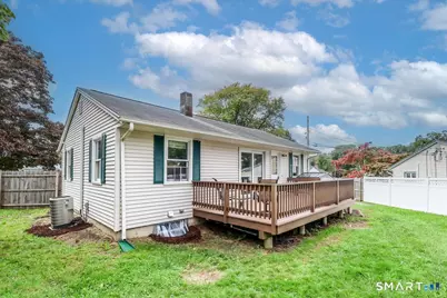 79 Aircraft Road, West Haven, CT 06516 - Photo 29