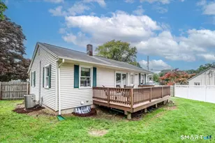 79 Aircraft Rd, West Haven, CT 06516 - Photo 29