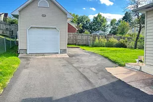 83 Faneuil St, Windsor, CT 06095 - Photo 29