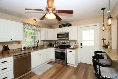 75 Coppola Terrace, Derby, CT 06418 - Photo 11