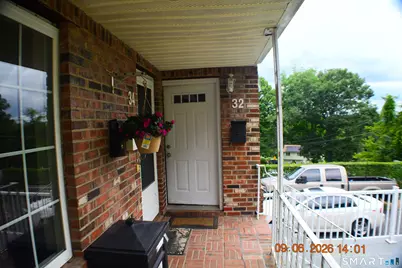 32 Garden Hill Circle #32, Waterbury, CT 06704 - Photo 3
