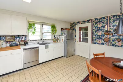 58 Cleveland Street, Plainville, CT 06062 - Photo 5