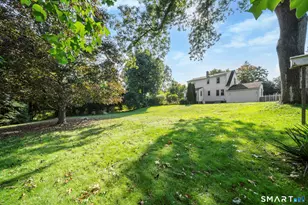 521 Burton Rd, Beacon Falls, CT 06403 - Photo 11
