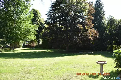521 Burton Road, Beacon Falls, CT 06403 - Photo 3