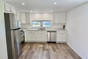 41 Old Wood Rd, Mansfield, CT 06268 - Photo 11
