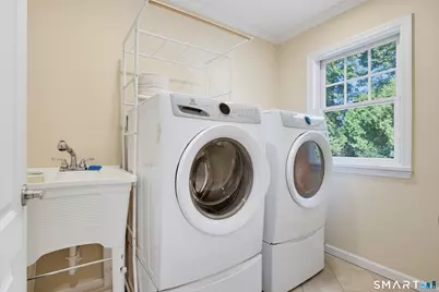 29 Verplank Avenue, Stamford, CT 06902 - Photo 25