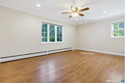 29 Verplank Avenue, Stamford, CT 06902 - Photo 17