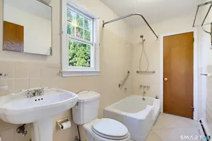 29 Verplank Ave, Stamford, CT 06902 - Photo 27