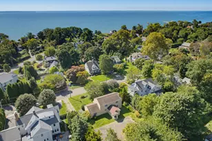 29 Verplank Ave, Stamford, CT 06902 - Photo 5