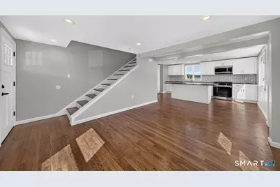 102 Vista Drive, East Haven, CT 06512 - Photo 13