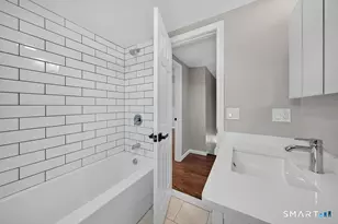 102 Vista Dr, East Haven, CT 06512 - Photo 23