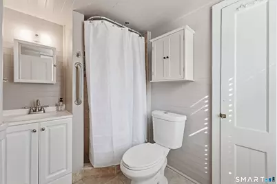 296 Nott Street, Wethersfield, CT 06109 - Photo 11