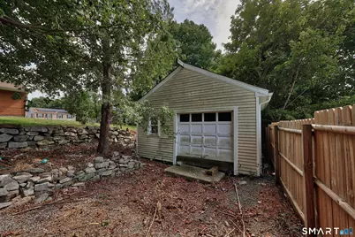 40 Morning Mist Road, Naugatuck, CT 06770 - Photo 9