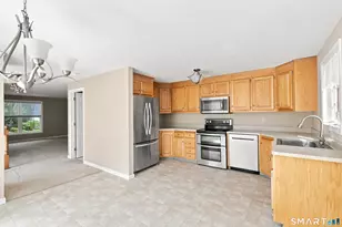 5 Nadia Ln, Wallingford, CT 06492 - Photo 3