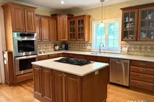 7 Egypt Ln, Clinton, CT 06413 - Photo 5