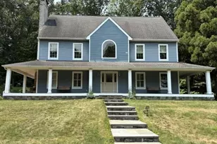 7 Egypt Ln, Clinton, CT 06413 - Photo 1