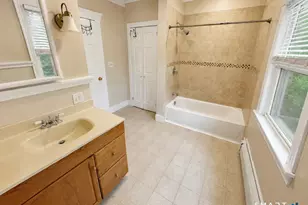 75 Waterbury Ave, Stamford, CT 06902 - Photo 5